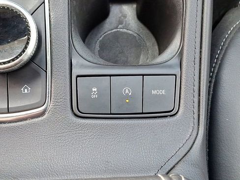 Used 2024 Cadillac XT4 Premium Luxury image 28