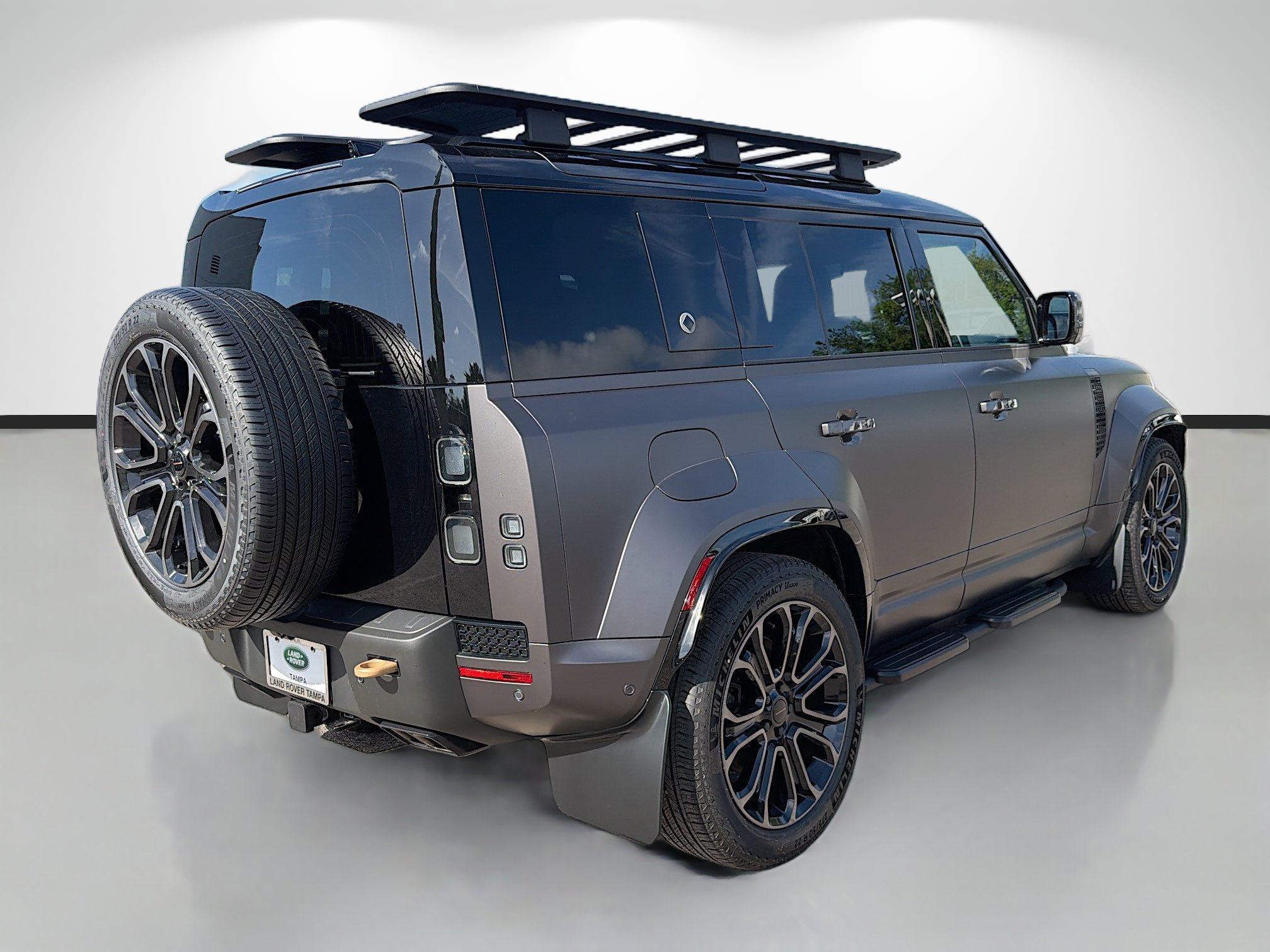 New 2026 Land Rover Defender 110 OCTA AWD/4WD image 5