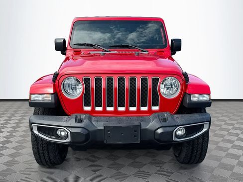 Certified 2022 Jeep Wrangler Unlimited Sahara AWD/4WD image 2
