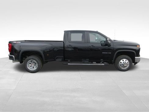 New 2026 Chevrolet Silverado 3500 LT w/ All Star Edition AWD/4WD image 7