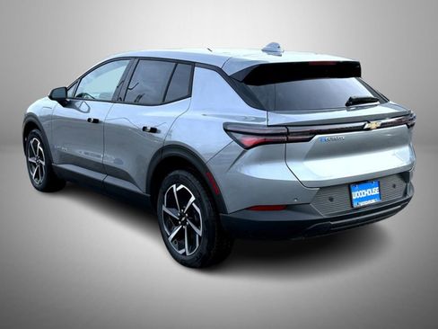 New 2026 Chevrolet Equinox EV LT image 7