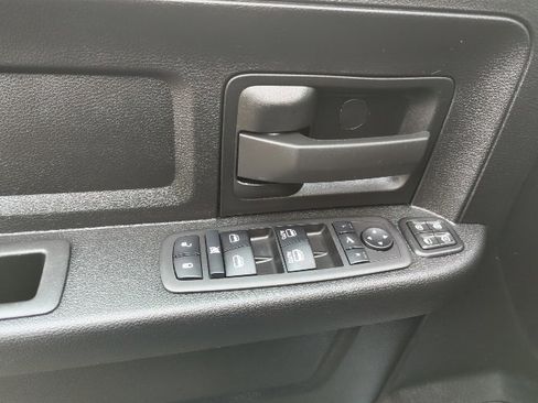 Certified 2024 RAM 2500 Tradesman w/ Chrome Appearance Group image 17