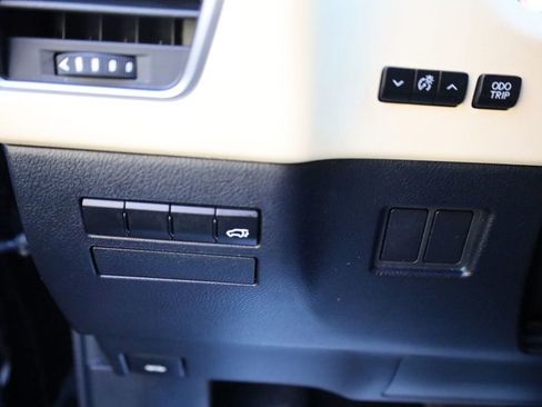 Used 2015 Lexus NX 200t FWD image 33