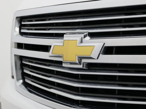 Used 2019 Chevrolet Tahoe Premier RWD image 10