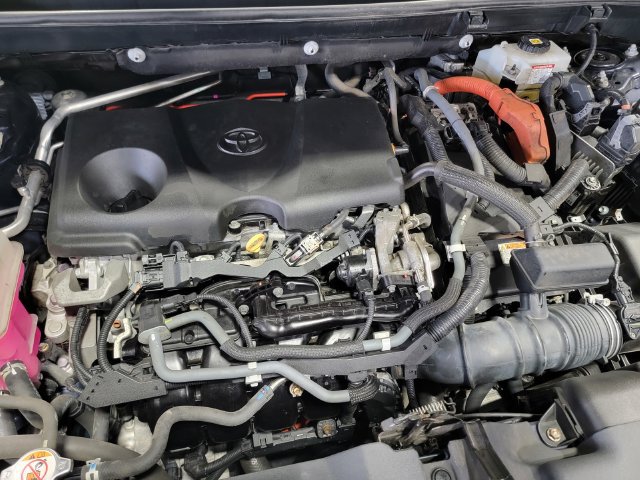 Used 2021 Toyota RAV4 XSE AWD/4WD image 35