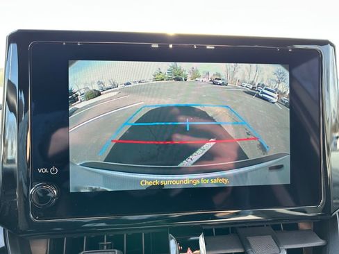 Used 2024 Toyota Corolla SE image 13