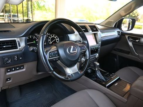 Certified 2021 Lexus GX 460 Premium w/ Premium Package AWD/4WD image 21