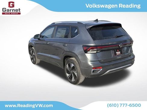 New 2026 Volkswagen Taos SE AWD/4WD image 3
