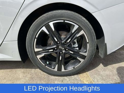 Used 2021 Kia K5 GT-Line AWD/4WD image 9
