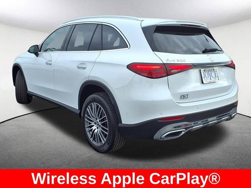 Used 2024 Mercedes-Benz GLC 300 4MATIC image 33