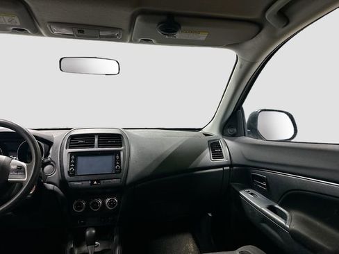 Used 2020 Mitsubishi Outlander Sport SE image 22