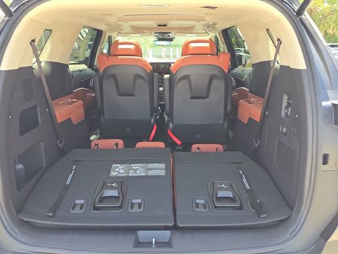 New 2026 Kia Carnival SX Prestige FWD image 10