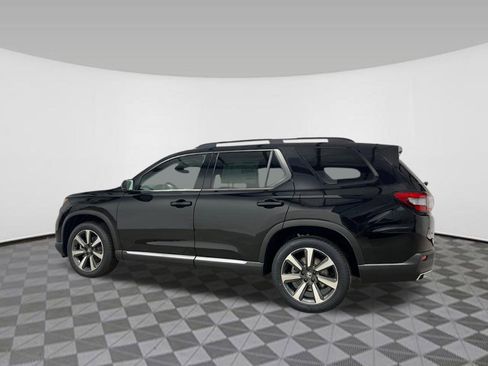 New 2025 Honda Pilot Elite image 2