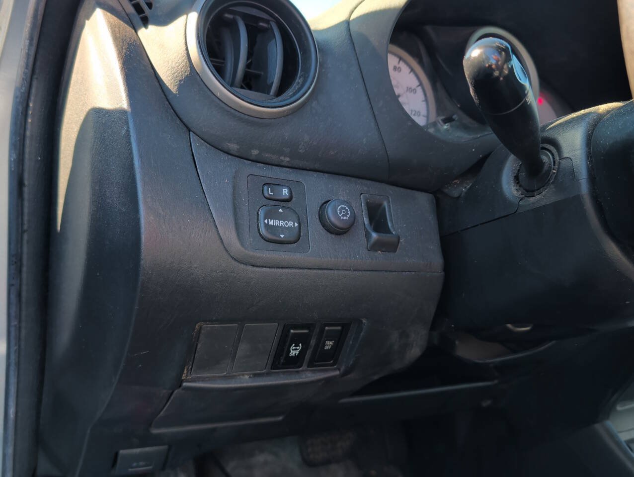 Used 2005 Toyota RAV4 2WD image 33