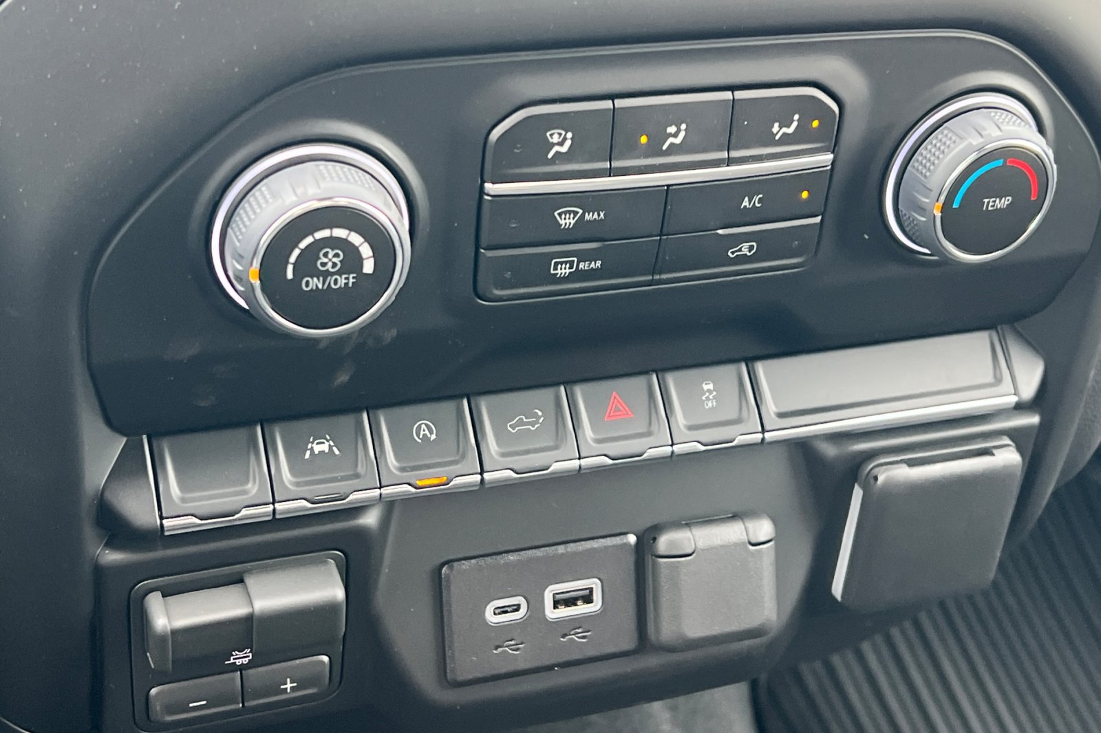 New 2026 Chevrolet Silverado 1500 Custom AWD/4WD image 16