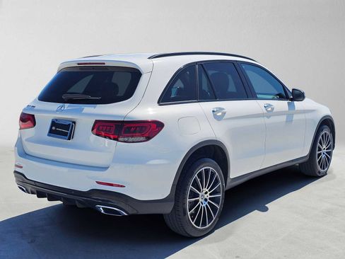 Used 2022 Mercedes-Benz GLC 300 image 4