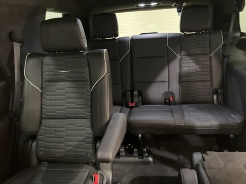 Used 2023 Cadillac Escalade Premium Luxury Platinum image 24