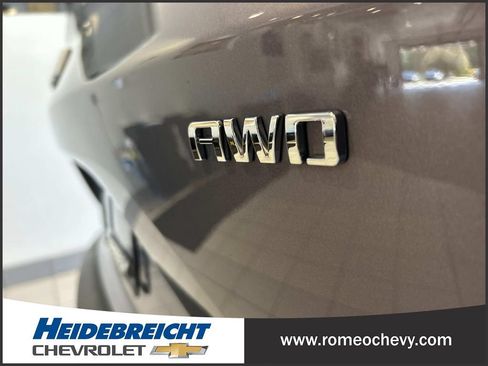 Used 2024 Chevrolet Blazer EV LT AWD/4WD image 37