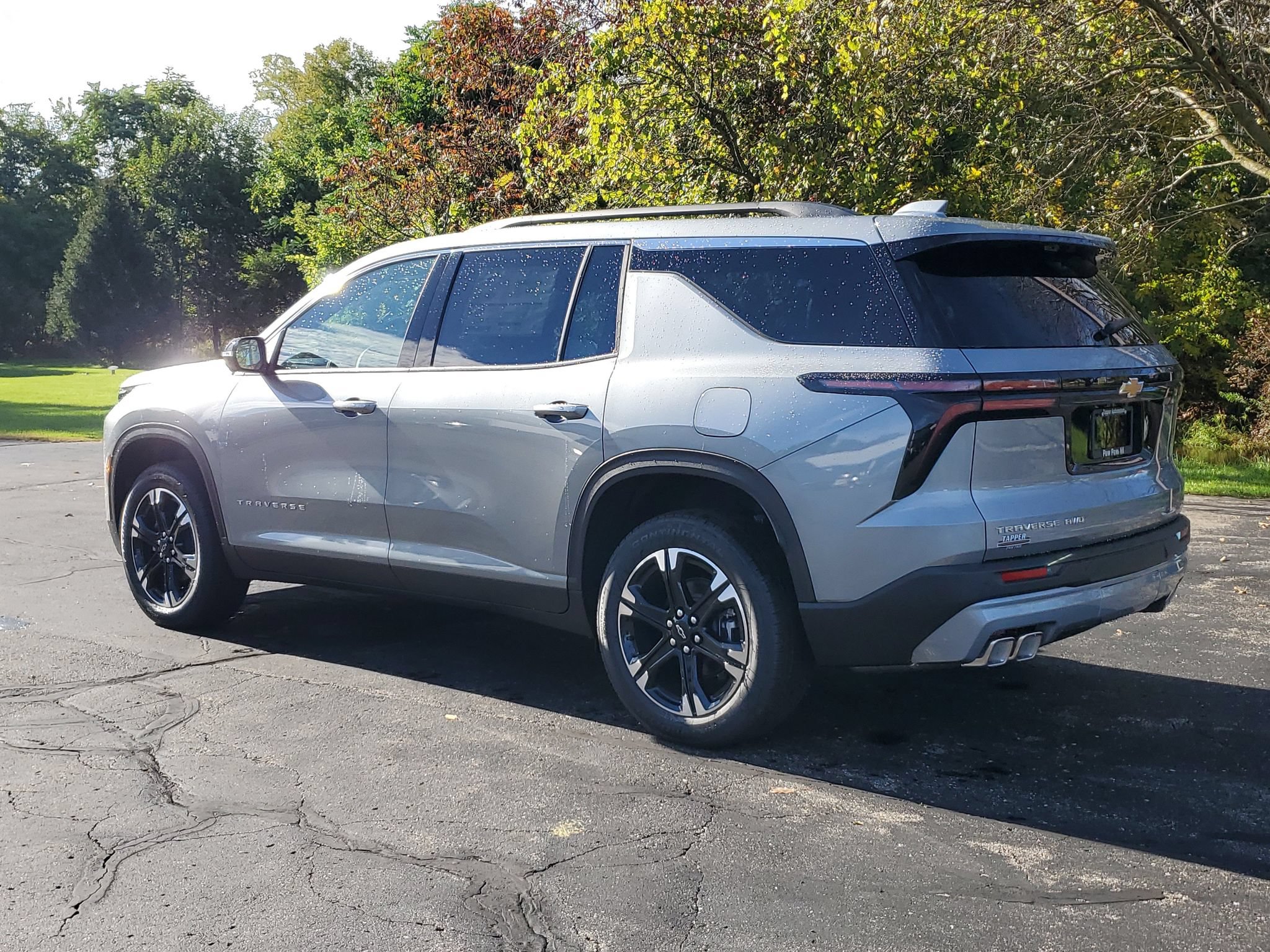 New 2027 Chevrolet Traverse LT AWD/4WD image 5