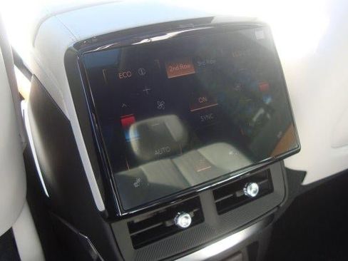 New 2026 Cadillac Vistiq Luxury image 20