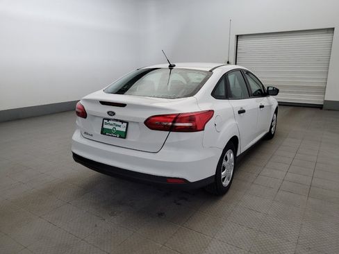 Used 2017 Ford Focus S image 9