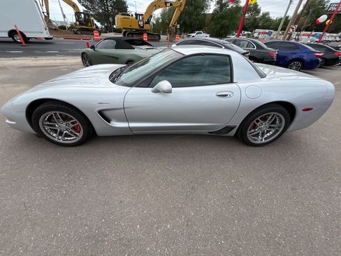 Used 2003 Chevrolet Corvette Z06 w/ Memory Package, 3 Drivers RWD image 4