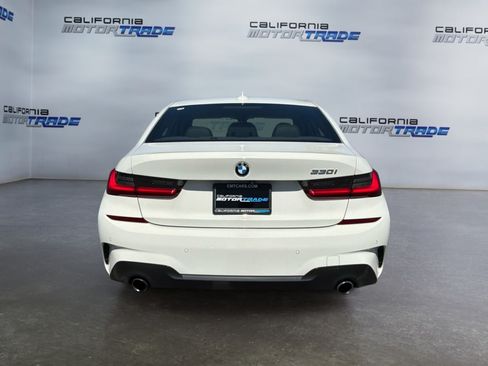 Used 2020 BMW 330i Sedan w/ M Sport Package RWD image 6