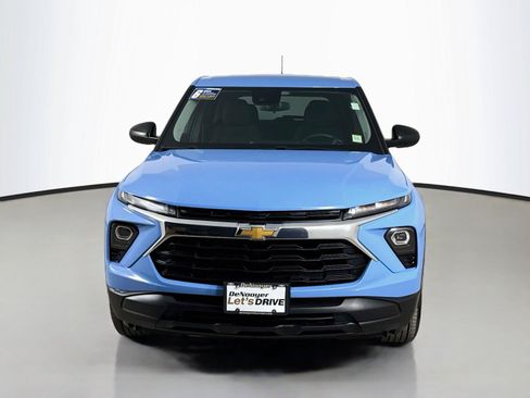 Used 2024 Chevrolet TrailBlazer LS w/ LS Convenience Package AWD/4WD image 4