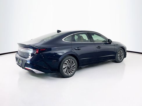 Used 2024 Hyundai Sonata Limited FWD image 9
