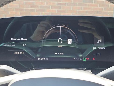 Used 2024 Lucid Air Touring AWD/4WD image 43