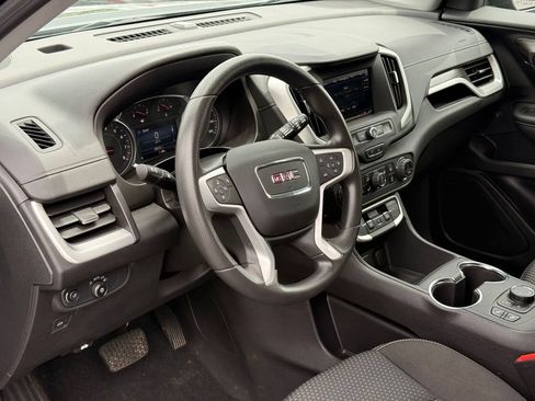 Used 2024 GMC Terrain SLE w/ Driver Convenience Package AWD/4WD image 13