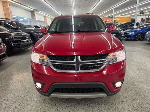 Used 2014 Dodge Journey Limited w/ Flexible Seating Group FWD image 3