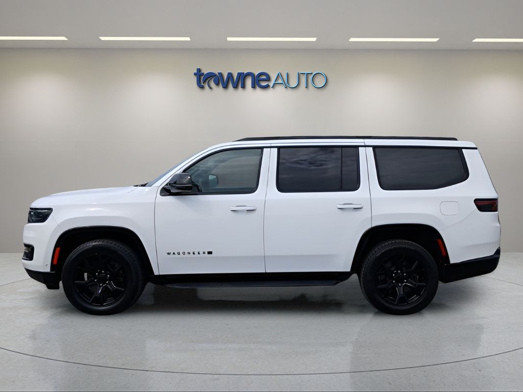 Used 2023 Jeep Wagoneer Series II AWD/4WD image 3