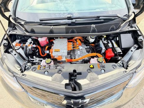 Used 2020 Chevrolet Bolt LT image 39