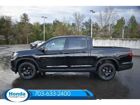 New 2026 Honda Ridgeline Black Edition image 4