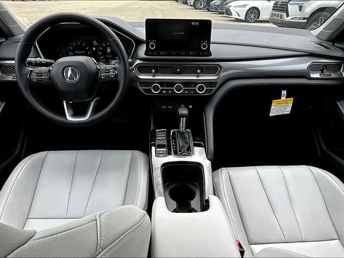 Used 2025 Acura Integra FWD image 5