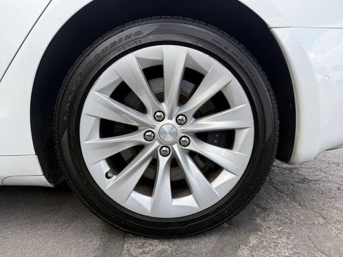 Used 2018 Tesla Model S 75D AWD/4WD image 27