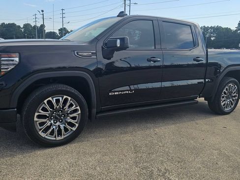 Used 2024 GMC Sierra 1500 Denali Ultimate AWD/4WD image 3