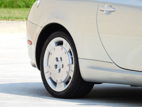Used 2005 Lexus SC 430 Convertible RWD image 8