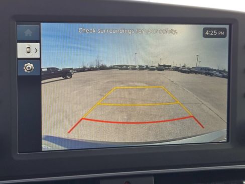 Certified 2026 Hyundai Elantra SE FWD image 14