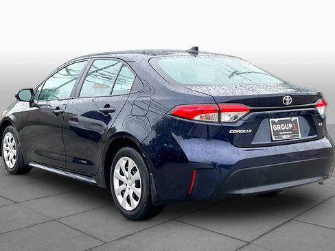 Used 2025 Toyota Corolla LE FWD image 12