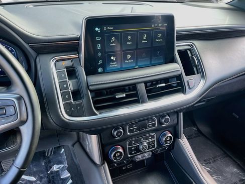 Used 2024 Chevrolet Tahoe LT RWD image 14