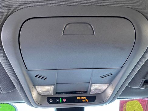 Used 2022 Chevrolet Equinox LT image 15