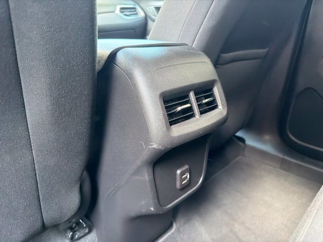 Used 2023 Chevrolet Equinox LT w/ Driver Convenience Package AWD/4WD image 29