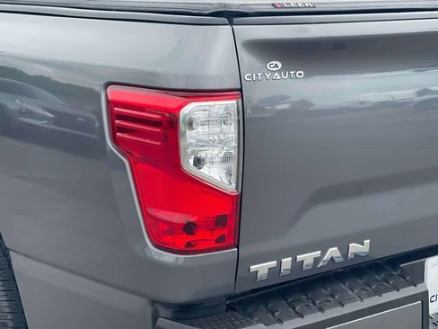 Used 2023 Nissan Titan SV RWD image 13