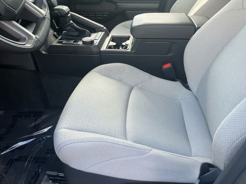 Used 2025 Toyota 4Runner SR5 RWD image 10