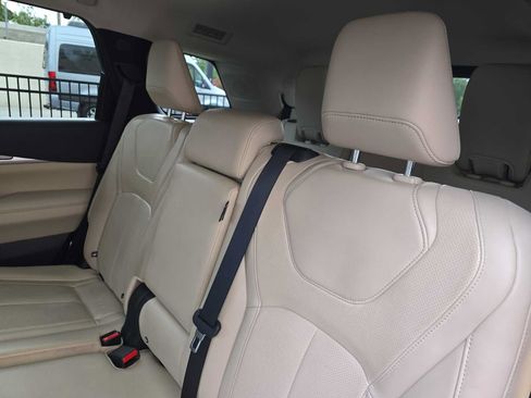 Used 2023 INFINITI QX60 Luxe FWD image 13