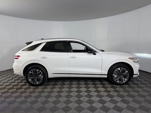 Used 2026 Genesis Electrified GV70 AWD/4WD image 4