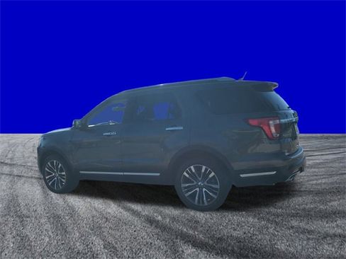 Certified 2018 Ford Explorer Platinum image 6