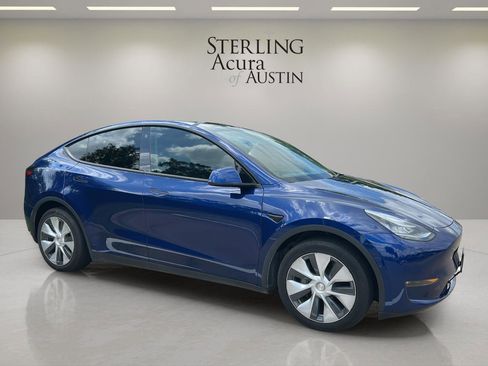 Used 2021 Tesla Model Y Long Range image 4